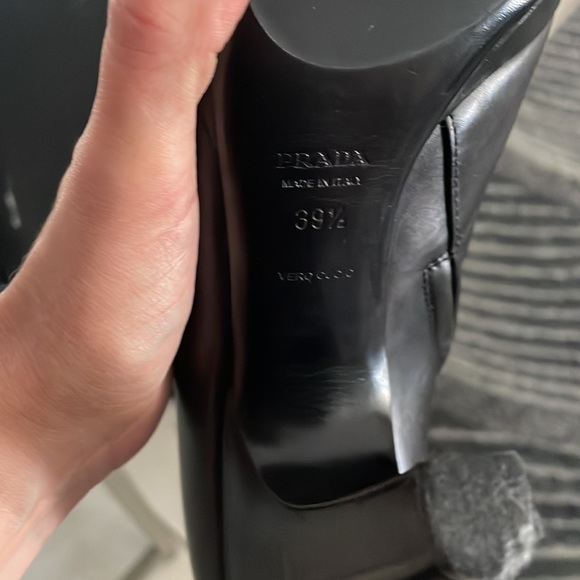 Prada Boots size 39 1/2 (size 9-9.5) - Picture 3 of 4
